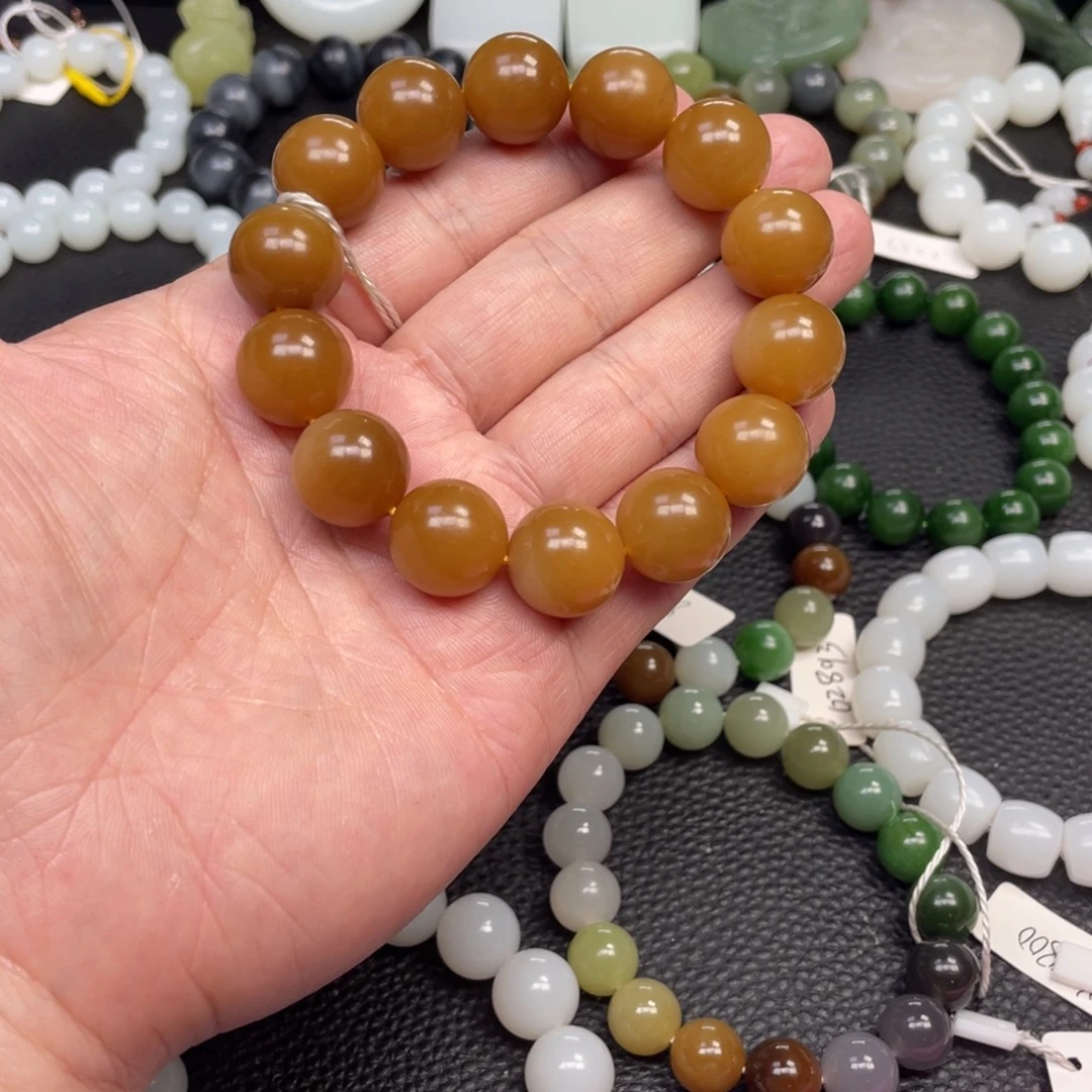 山***暖和田玉未镶嵌手链