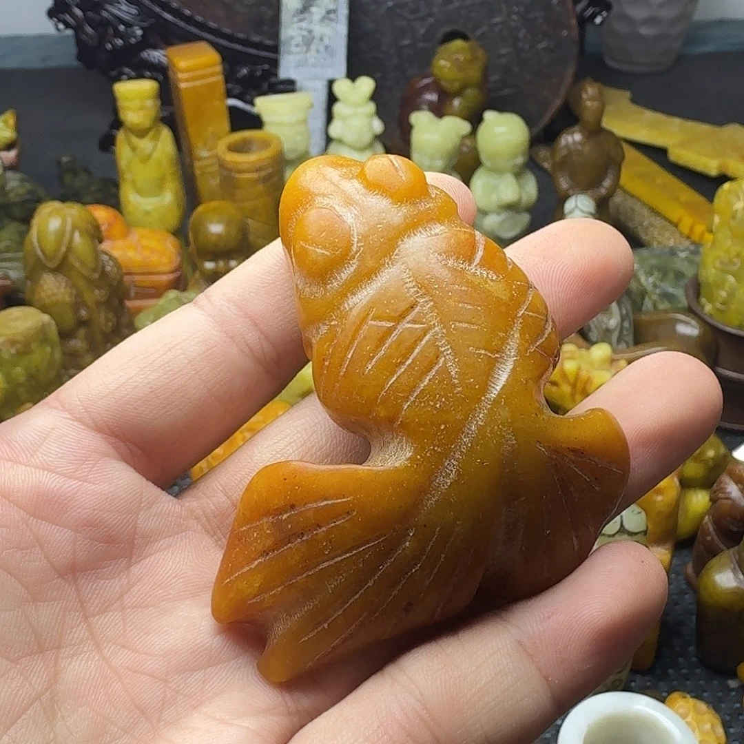 白玉菩提吊坠。。。