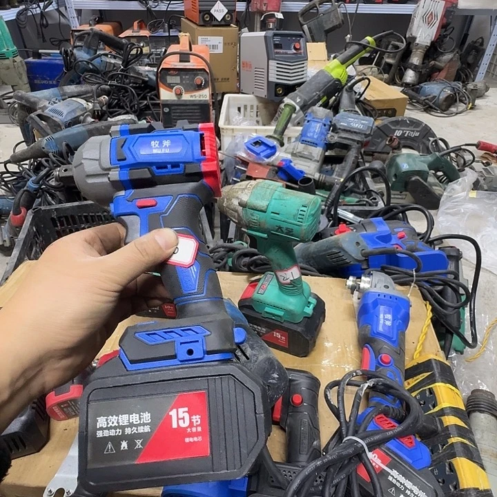 750牛无刷电动扳手，15节一机一电一充