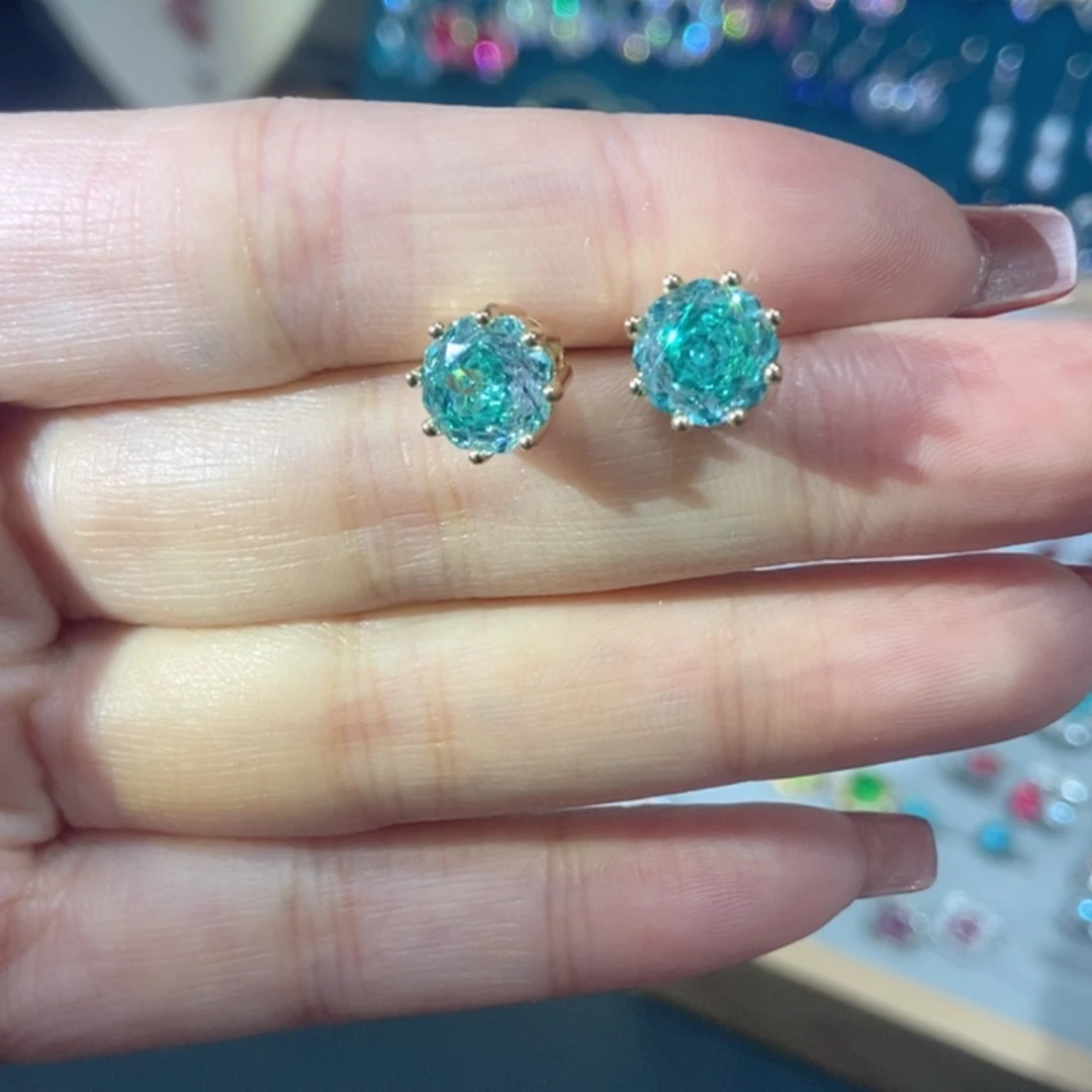 66锆石（处理）耳钉