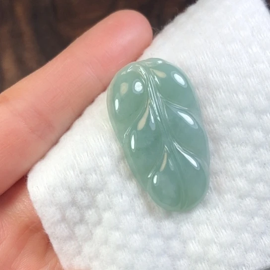 翡翠未镶嵌颈饰缅甸A货，每天下午1点半开播