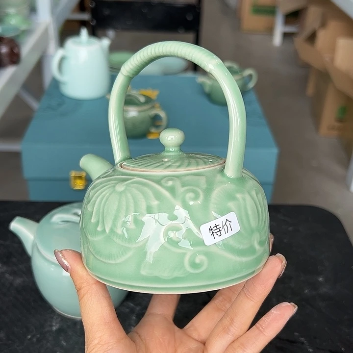 青瓷小米茶器龙泉青瓷