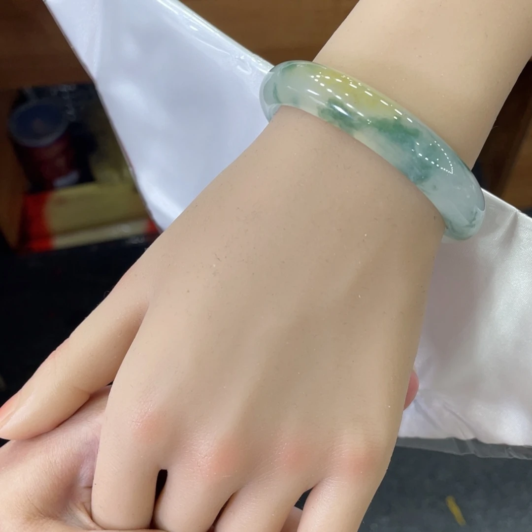 未镶嵌手镯翡翠卡53.1贵妃，黄加绿冰飘花