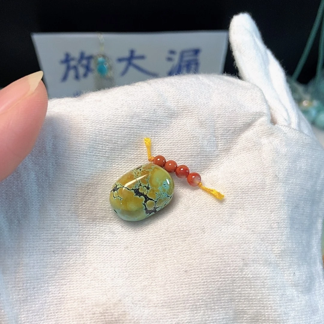 南红玛瑙未镶嵌珠宝奇石