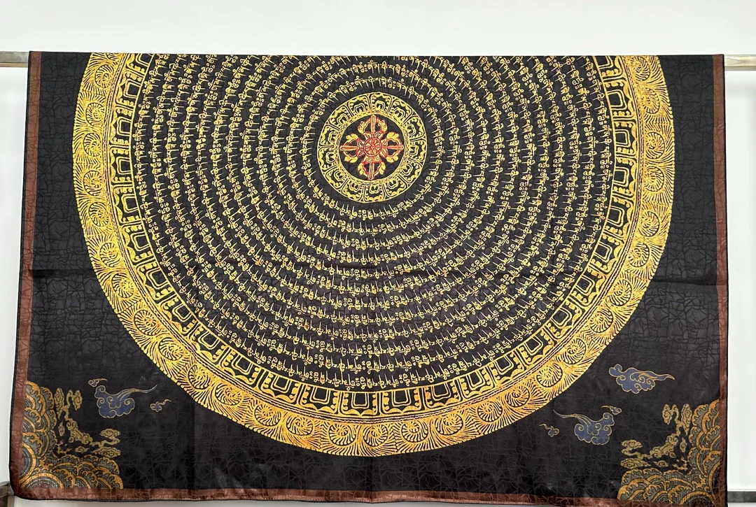 K(绿扣) 【黑金唐卡】新中式龟裂纹140*140双面百搭丝巾(xys-252)