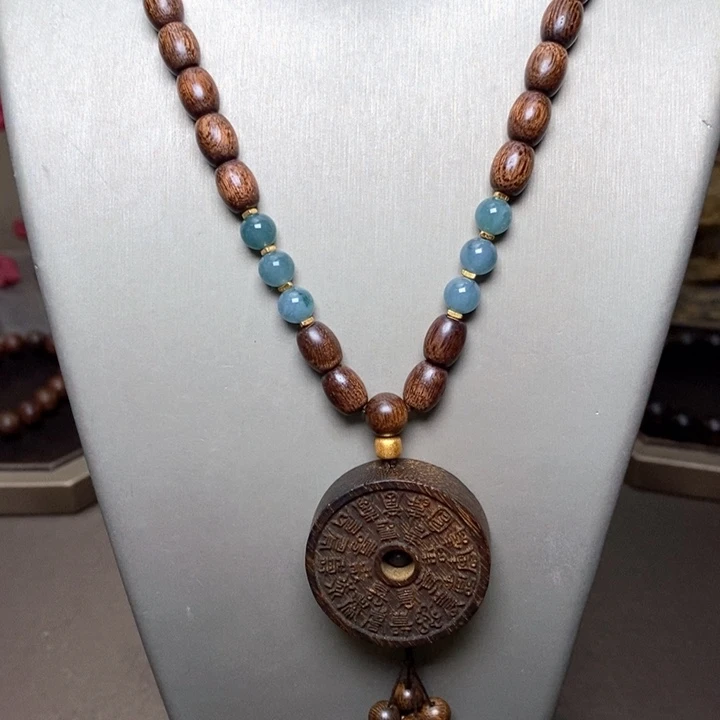 沉香手串越南富森红土7×9➕芽庄白棋楠牌子沉香木雕设计