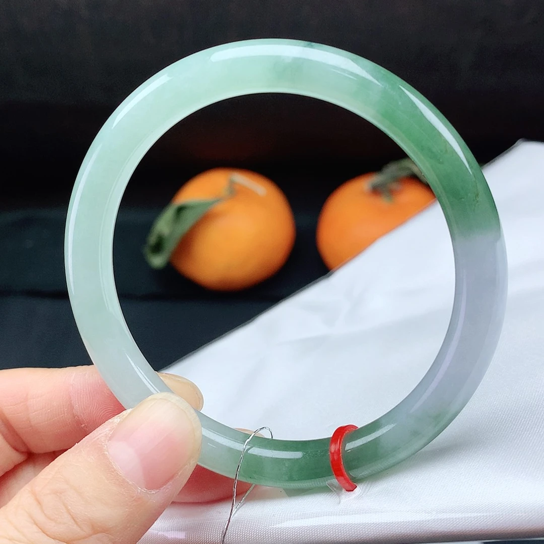 翡翠手镯未镶嵌57圈