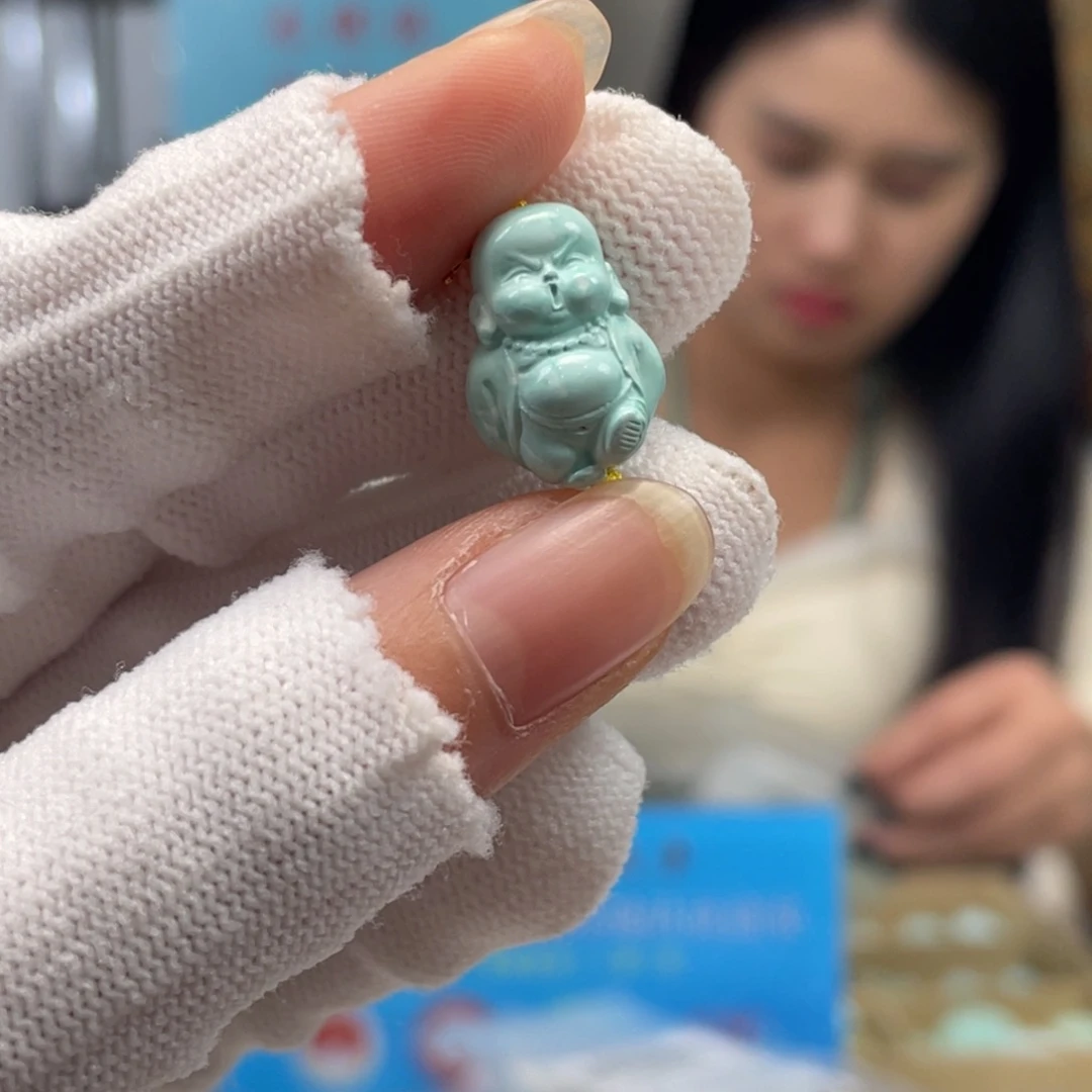 绿松石未镶嵌挂件