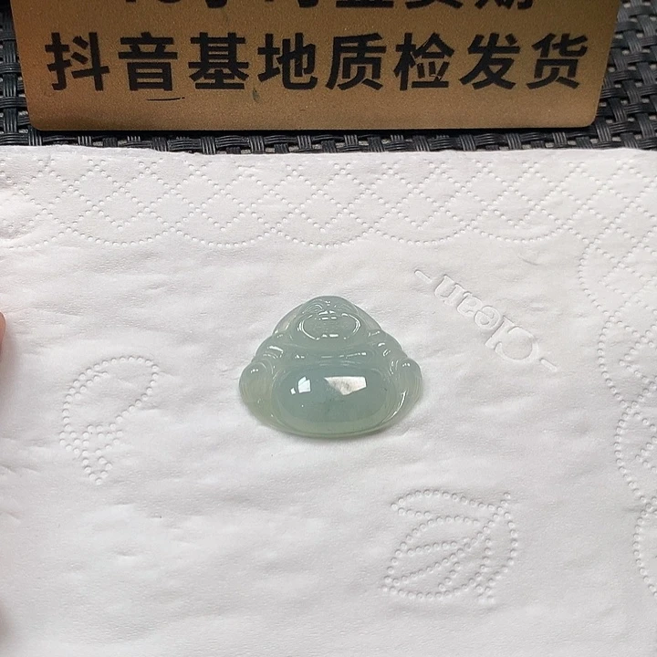 颈饰未镶嵌翡翠佛