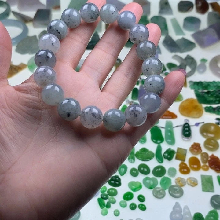 海***色翡翠未镶嵌挂件天然翡翠