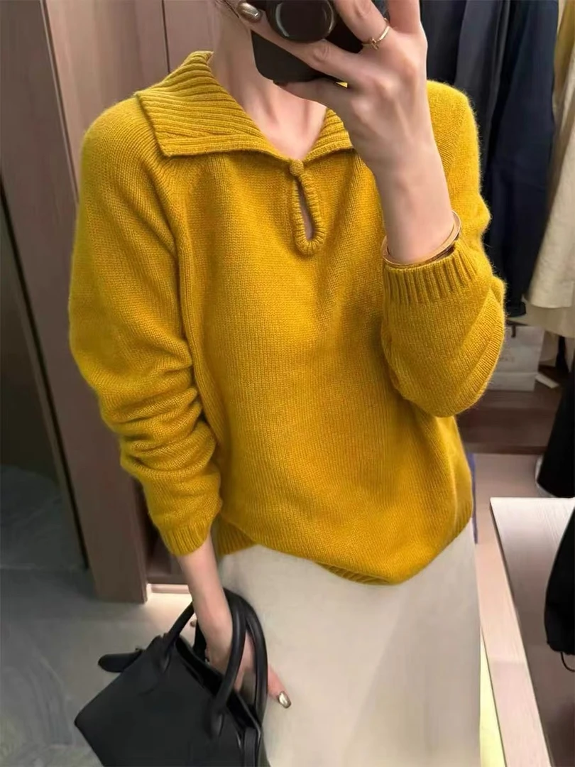 大翻领设计高级感毛衣2025冬款纯色宽松大翻领设计时尚毛衣