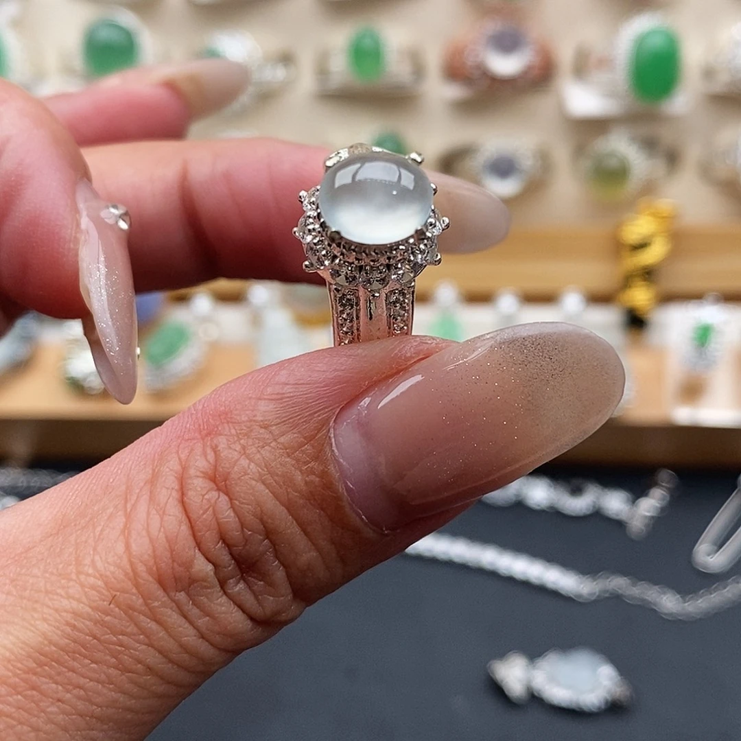 翡翠未镶嵌戒指1111