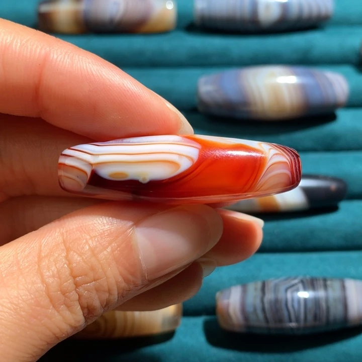 未镶嵌玛瑙/玉髓珠宝奇石