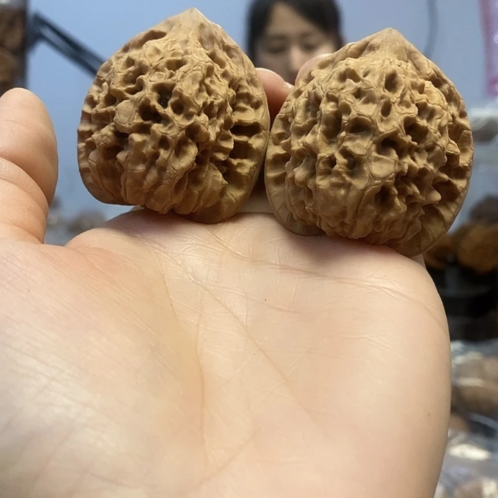 文玩核桃把件43官帽老树