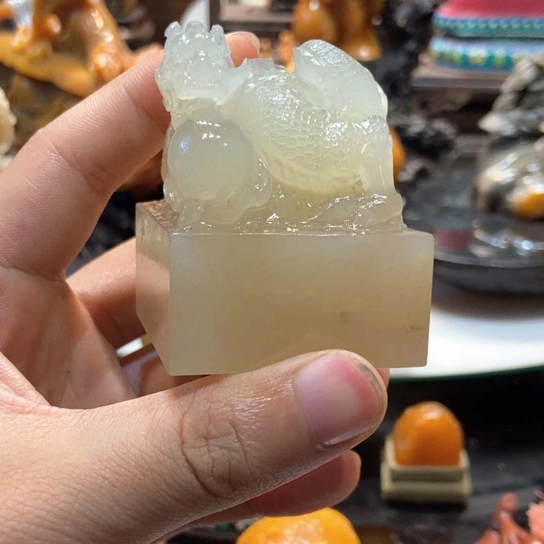 寿山石印石丹东晶