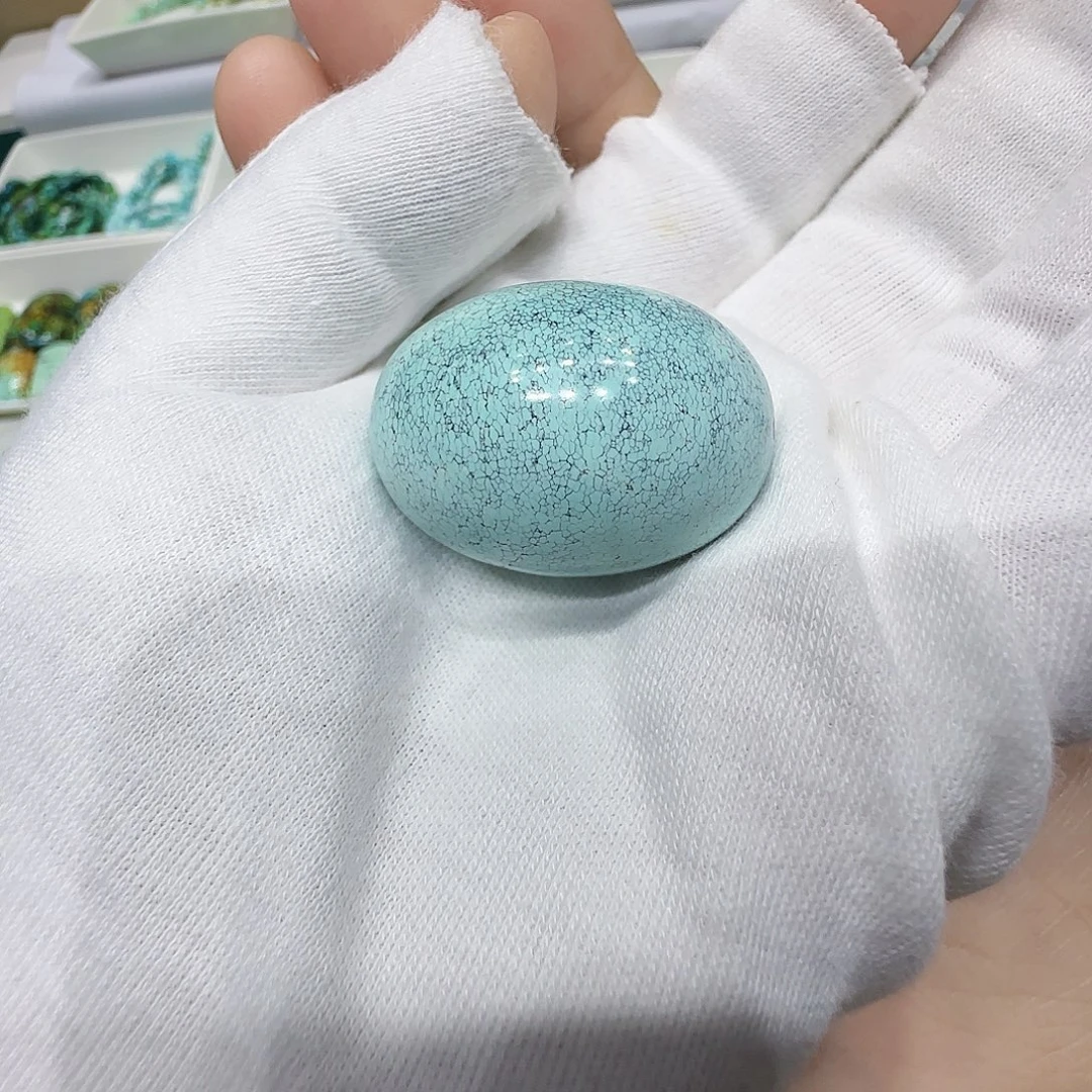 未镶嵌绿松石原矿绿松石