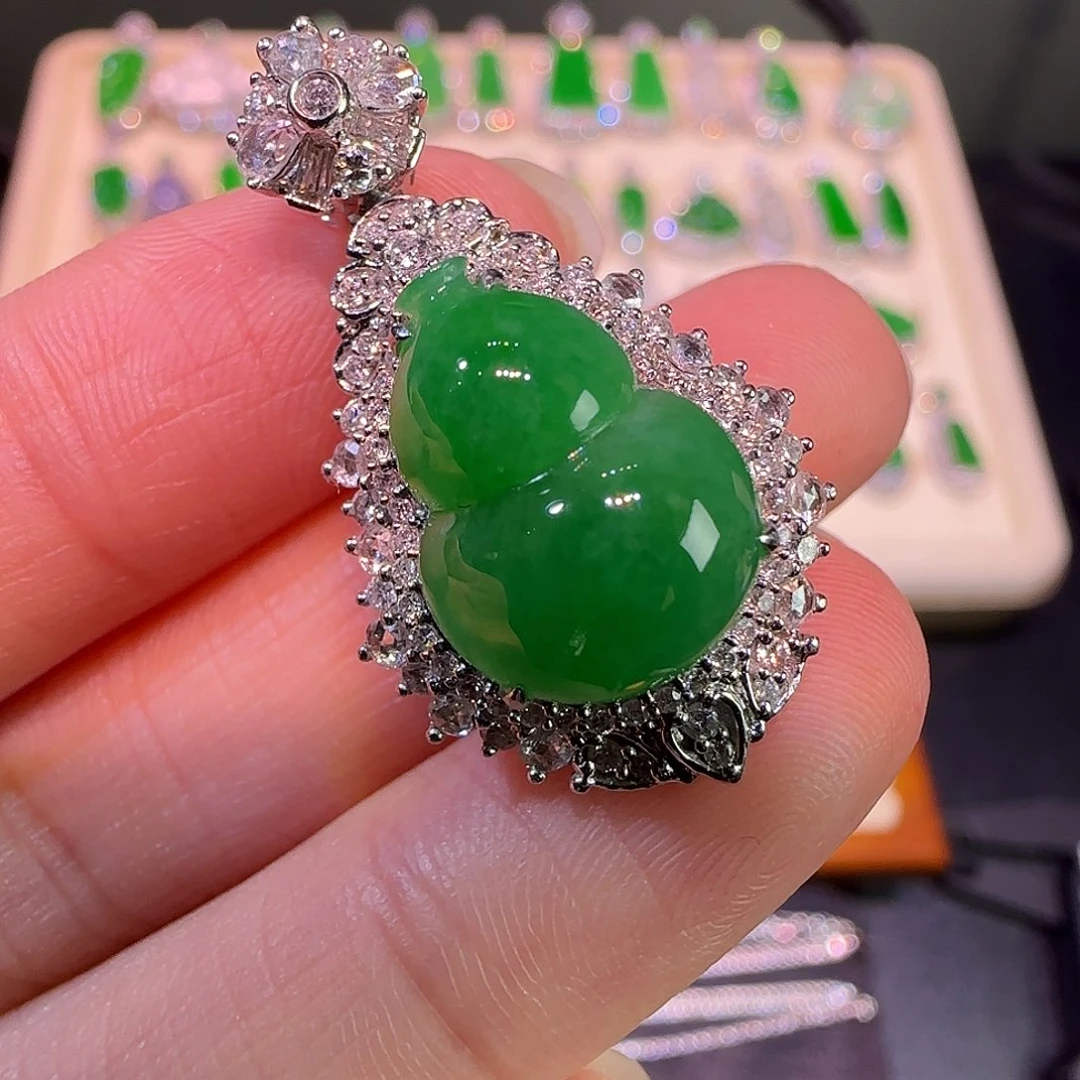 翡翠18K金镶嵌吊坠(不含链)