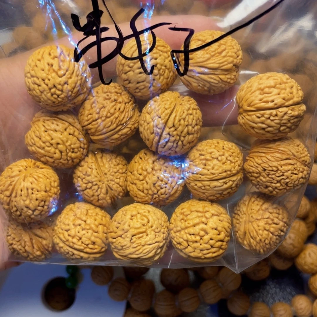 桃核手串当*当20龙鳞凤尾手串