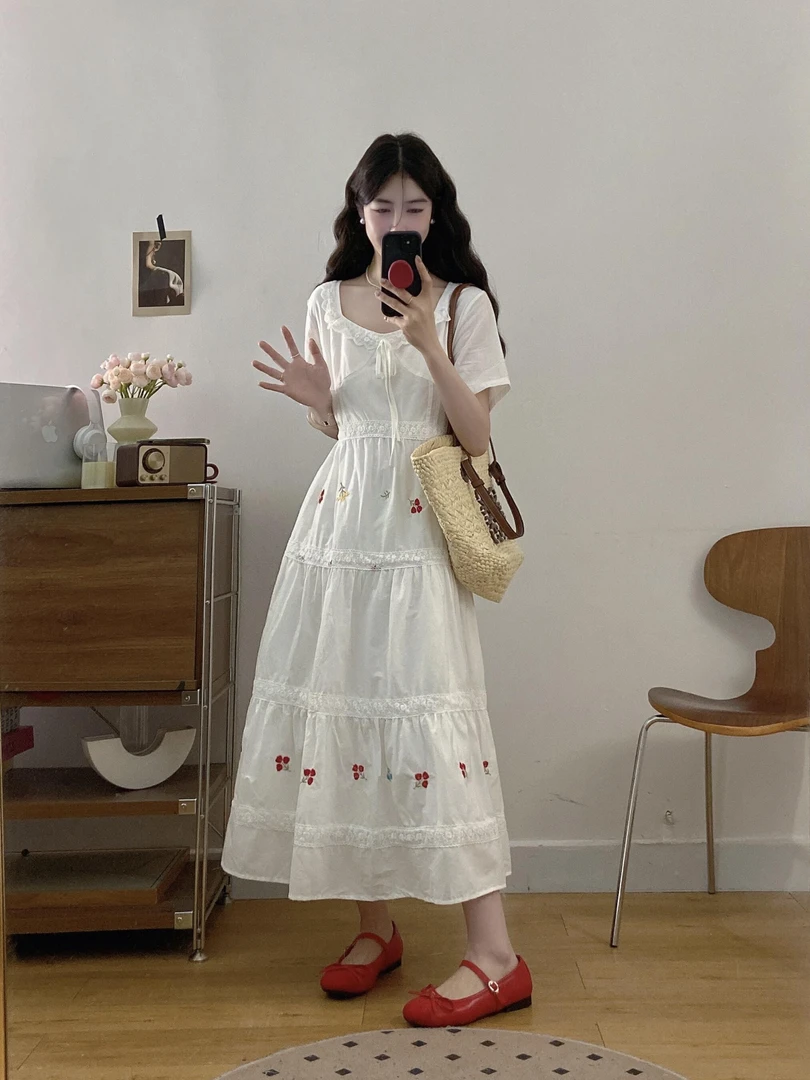田园风花朵刺绣白色正肩连衣裙女2025夏大码胖mm蕾丝边初恋小白裙