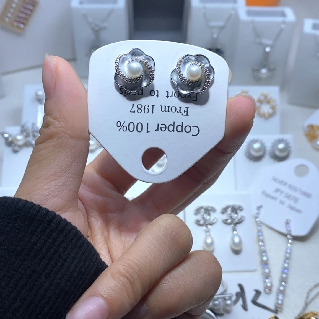 未镶嵌淡水珍珠耳饰