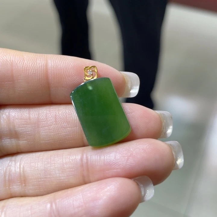 和田玉18K金镶嵌颈饰