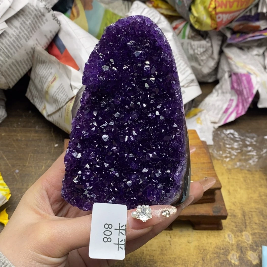 紫晶乌拉圭未镶嵌