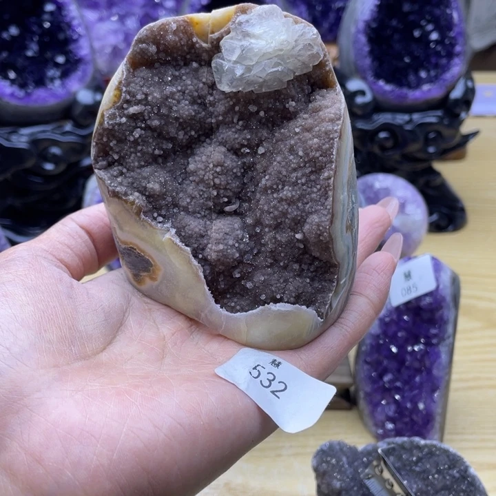 未镶嵌水晶大型摆件（非配饰）