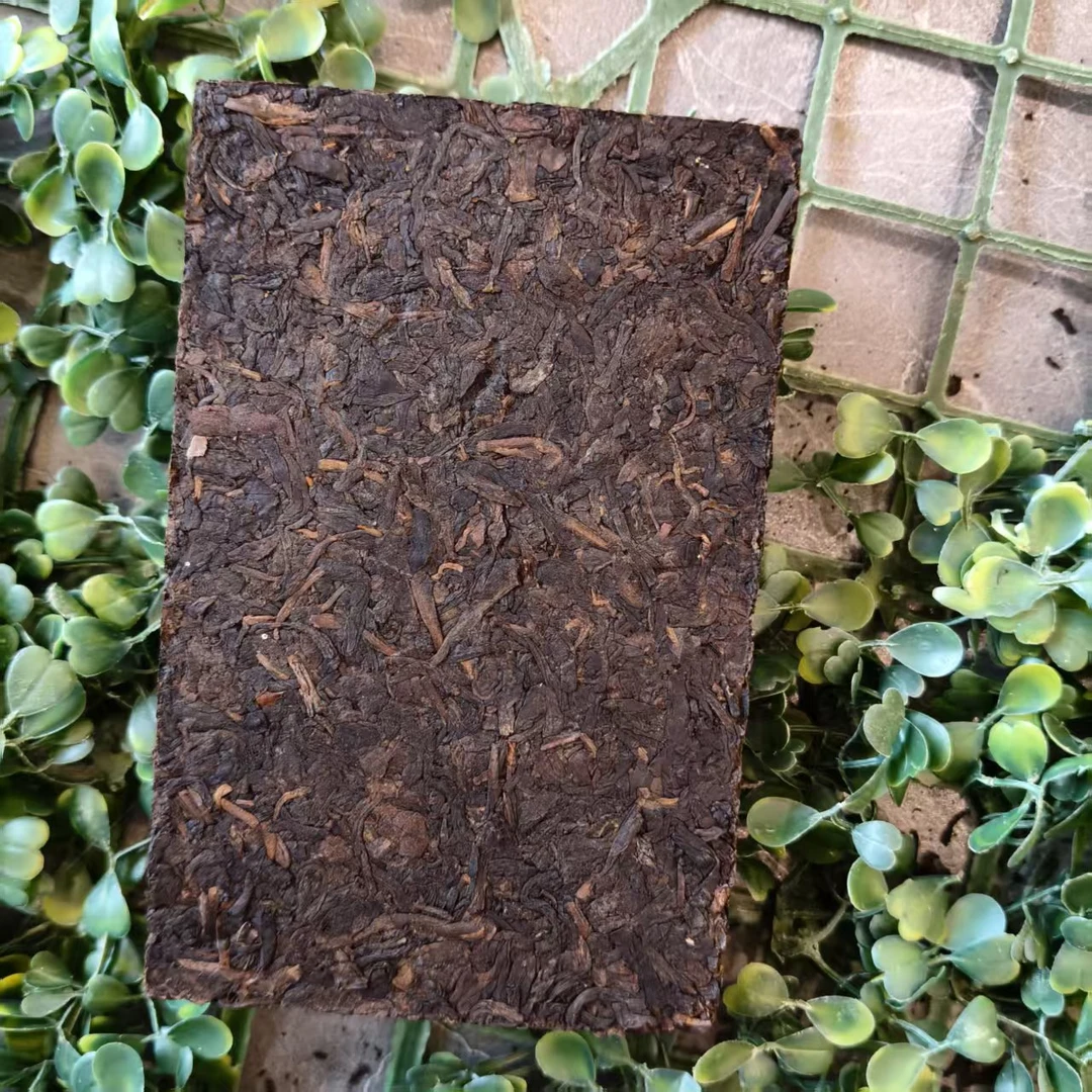 雨腾古茶 千N古W"终J B窍T和”六268g/砖（7月27）