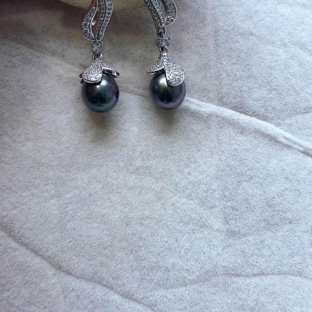 海水珍珠耳饰18K金镶嵌