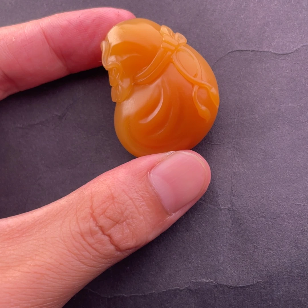 石英质玉黄蜡石挂件未镶嵌觉*