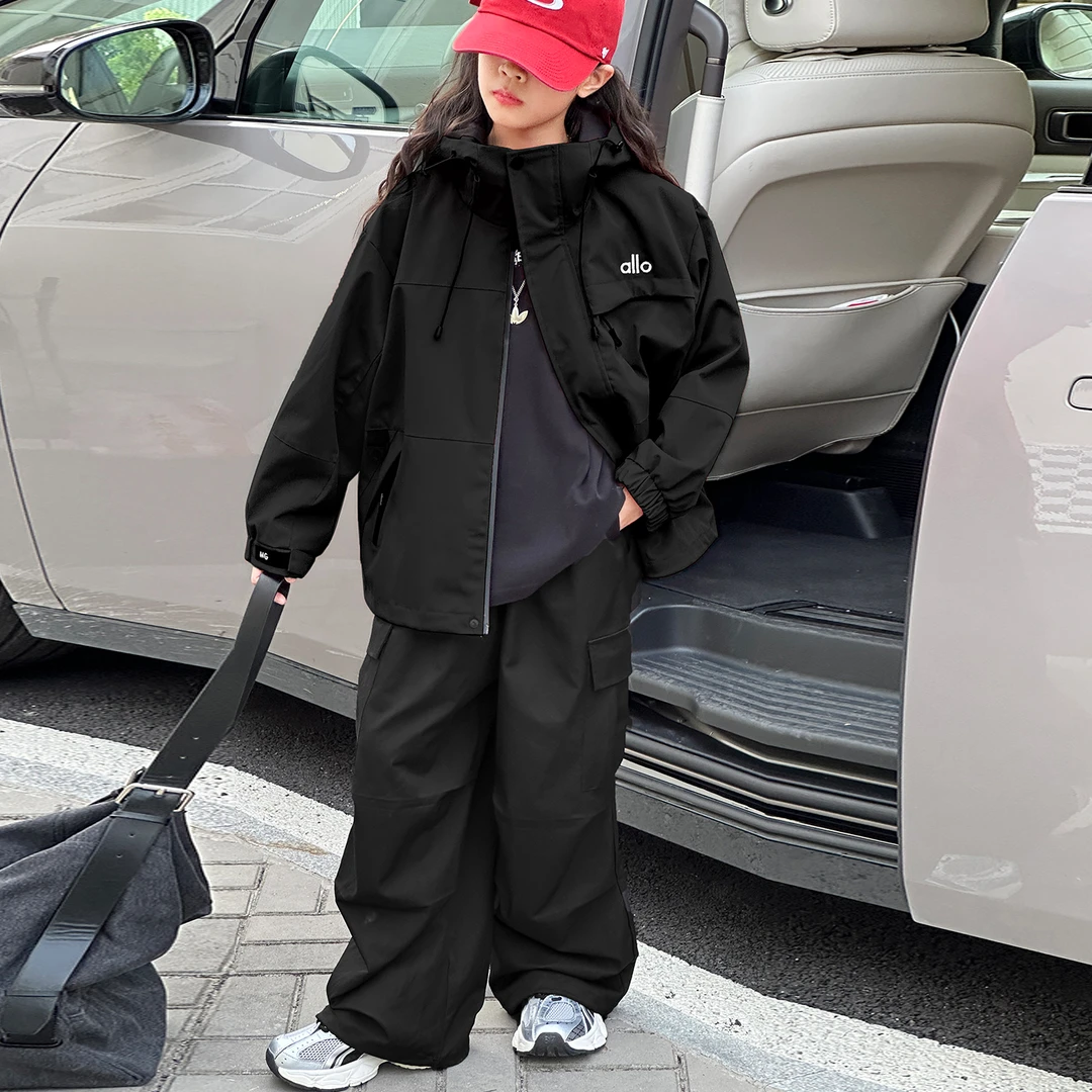 女童外套春秋款2025新款洋气中大童韩版时髦冲锋衣连帽休闲上衣潮
