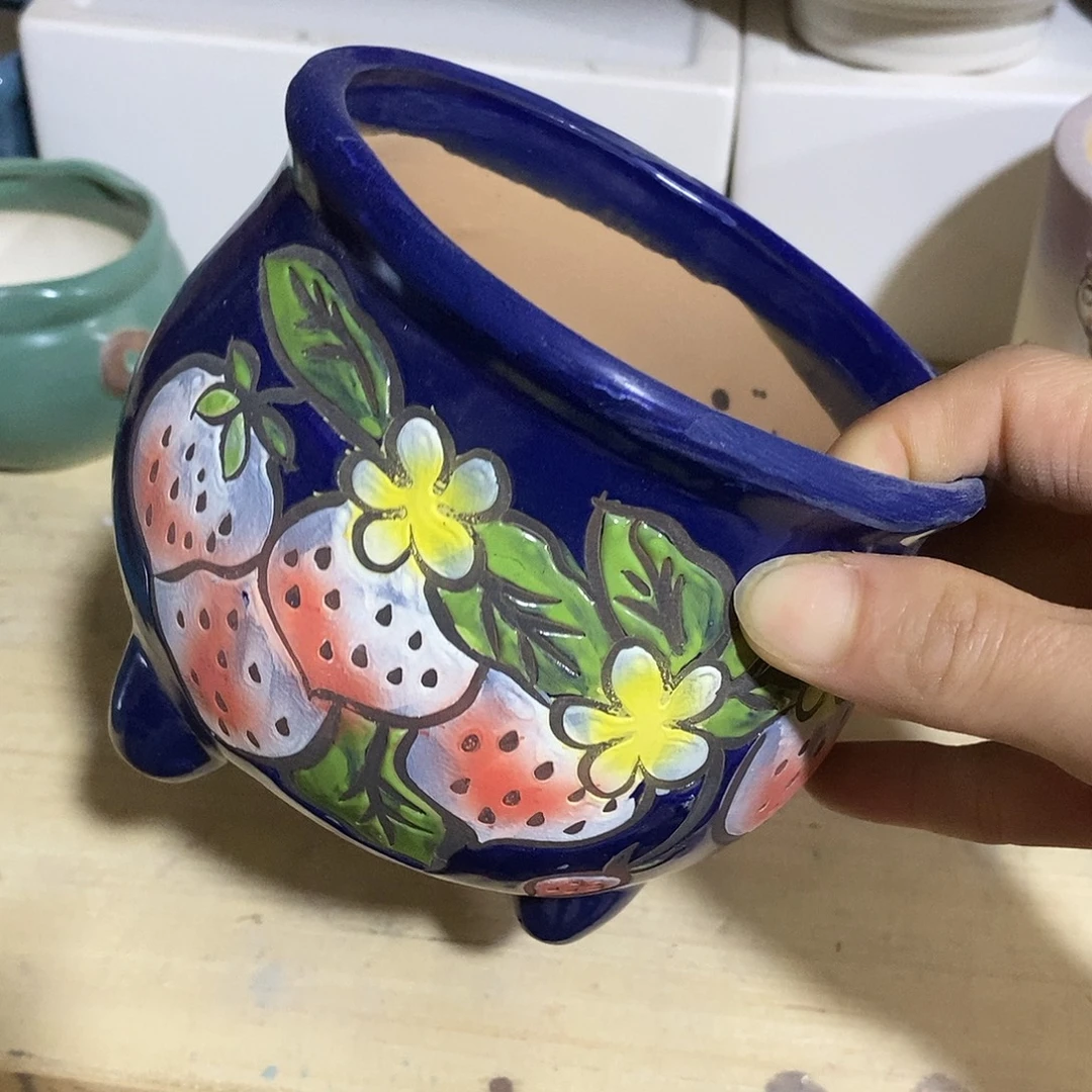 杯子陶盆有孔 瑕疵介意勿拍