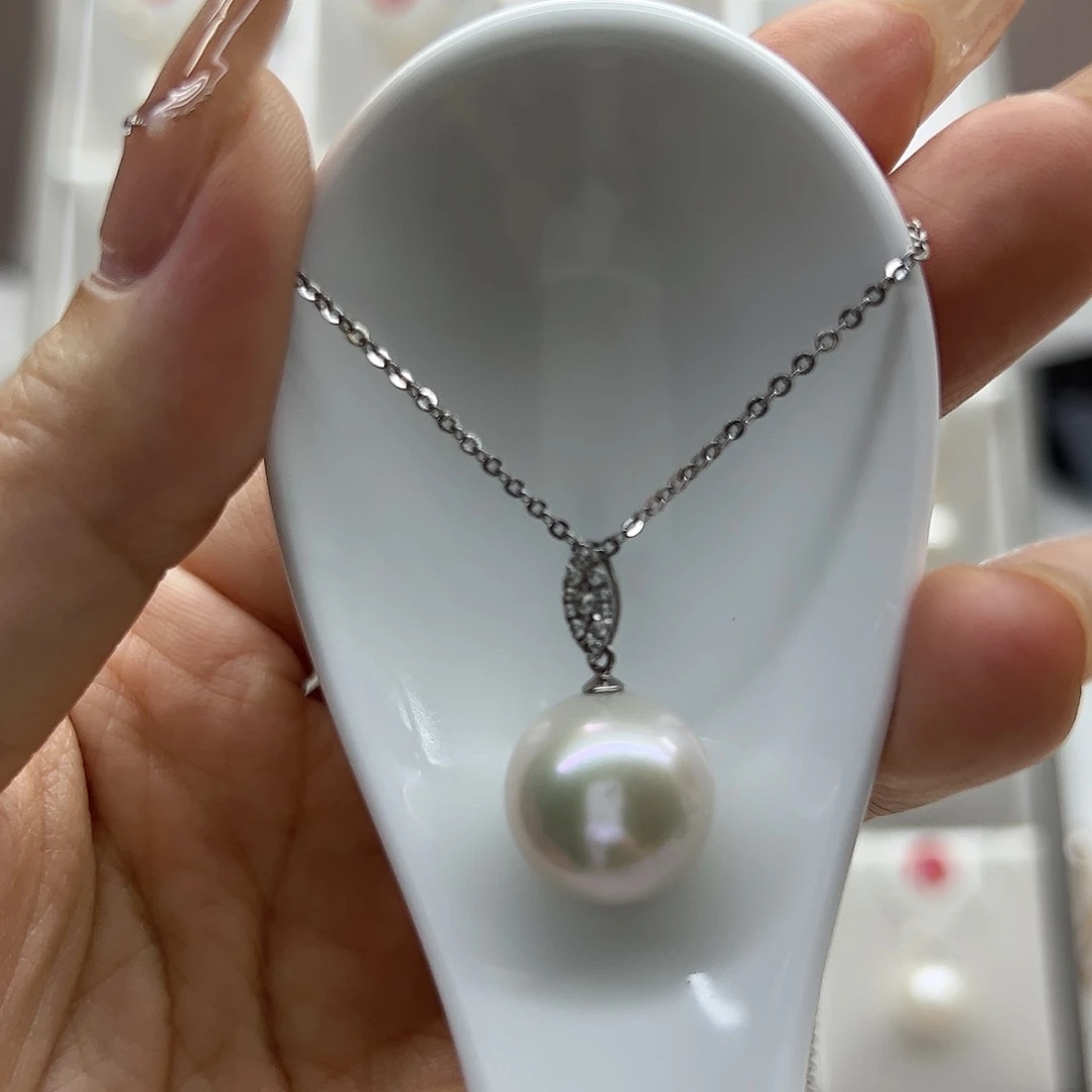 淡水珍珠颈饰18K金镶嵌华*