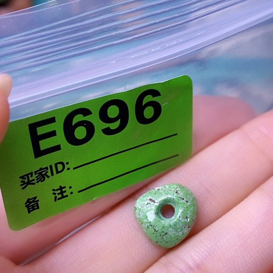 十堰原生态绿石头特色手工配饰