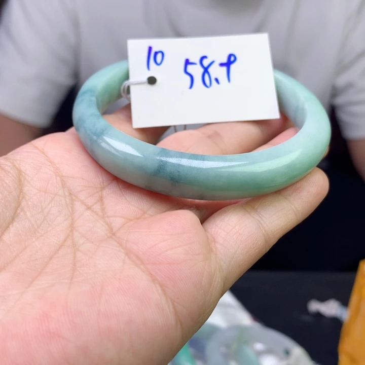 未镶嵌手镯翡翠10
