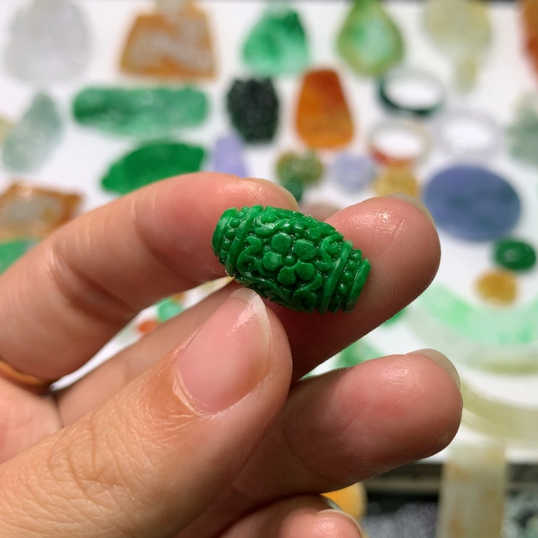 未镶嵌定制翡翠艺**雕桶珠