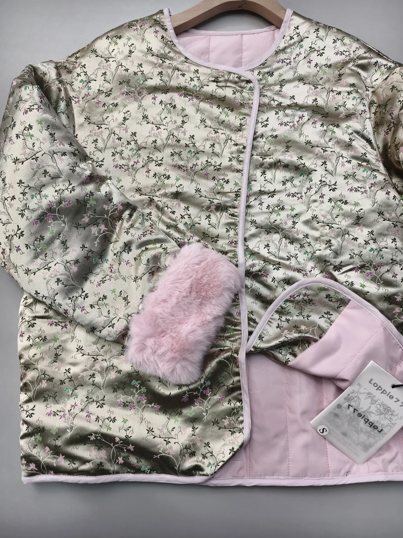 国风图腾印花毛毛袖口