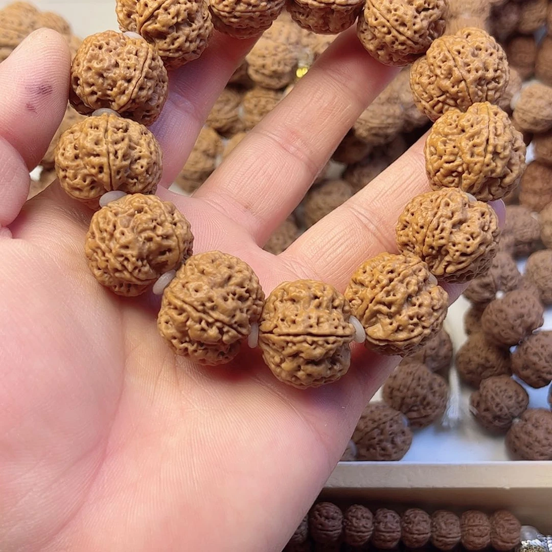 恻***隐金刚菩提吊坠粗筋梅花