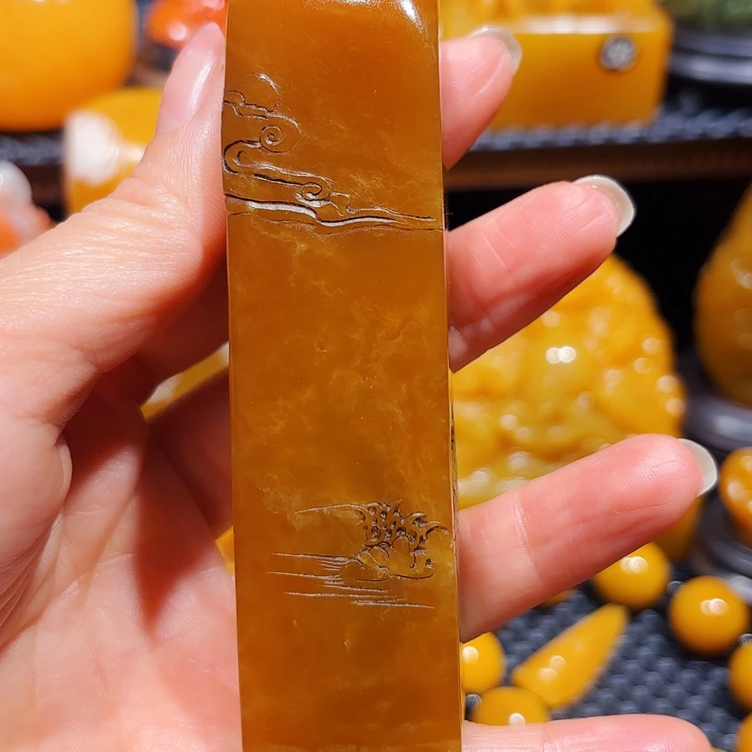 田黄石月**玉石雕石雕石雕