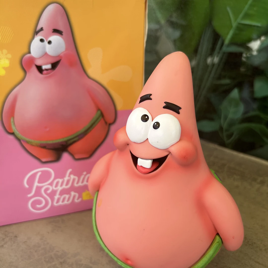 可爱睿智的派大星桌面摆件