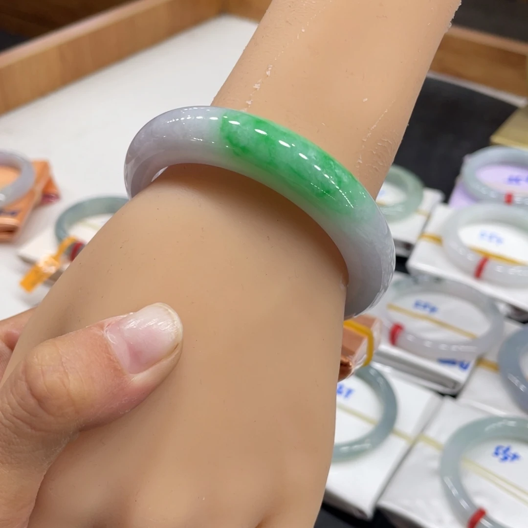 翡翠手镯未镶嵌56➕正