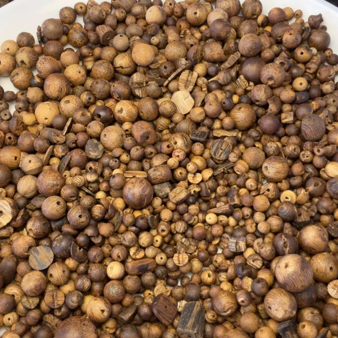 沉香沉香碎屑乌身原叶珠子料50g