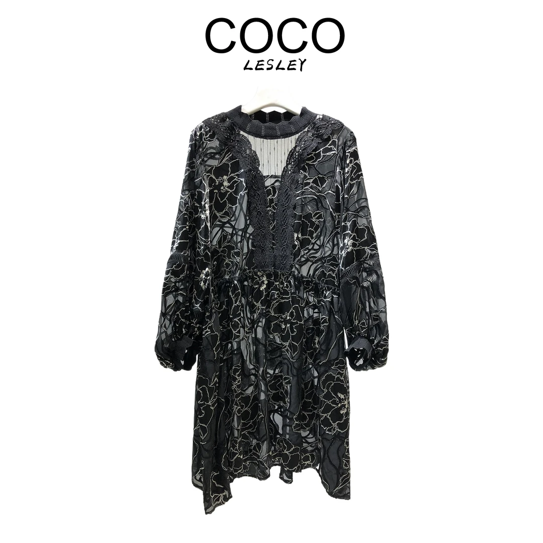 【COCO LESLEY】真丝提花灯笼袖拼接蕾丝长袖度假风茶歇裙连衣裙