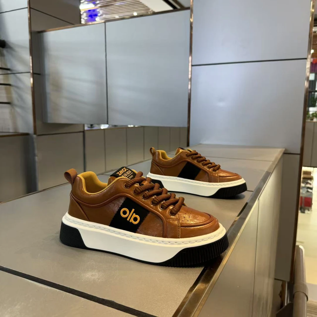 休闲板鞋增高潮流圆头高帮素面鞋子板鞋春季