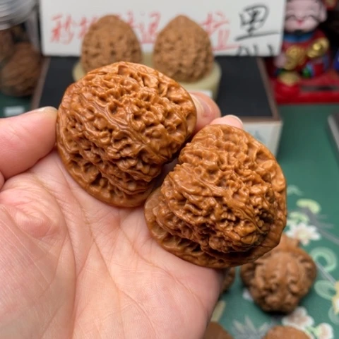 【闪购商品】文玩核桃吊坠45全品南疆石