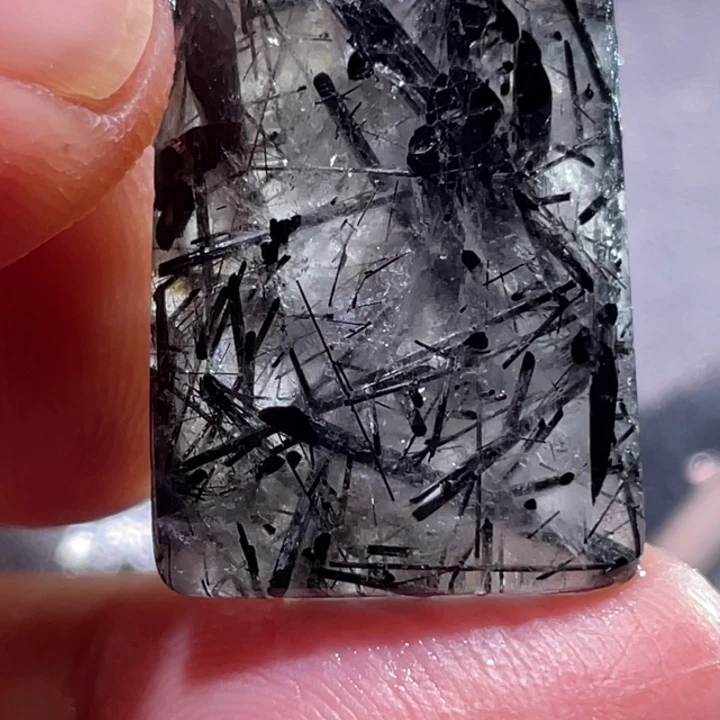 亦***0发晶未镶嵌颈饰钛