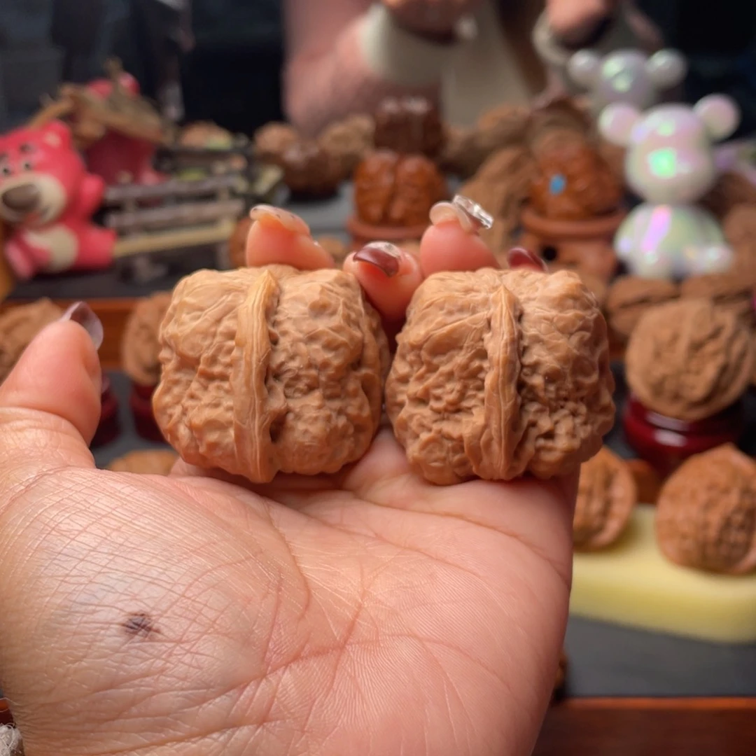 【闪购商品】文玩核桃把件一帆风顺37