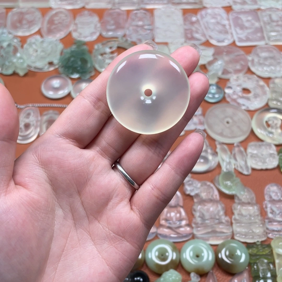 ʕ***ʔ蛇纹石玉未镶嵌颈饰