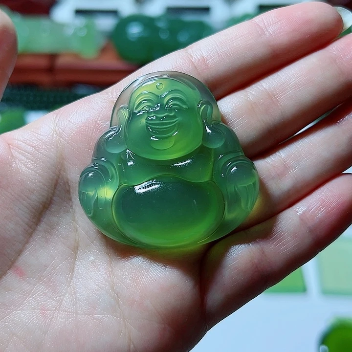 山***山蛇纹石玉未镶嵌颈饰