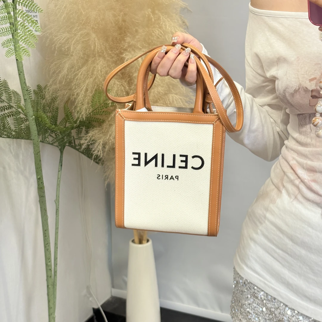 95新 Celine/思琳 焦糖色拼白手提斜挎包